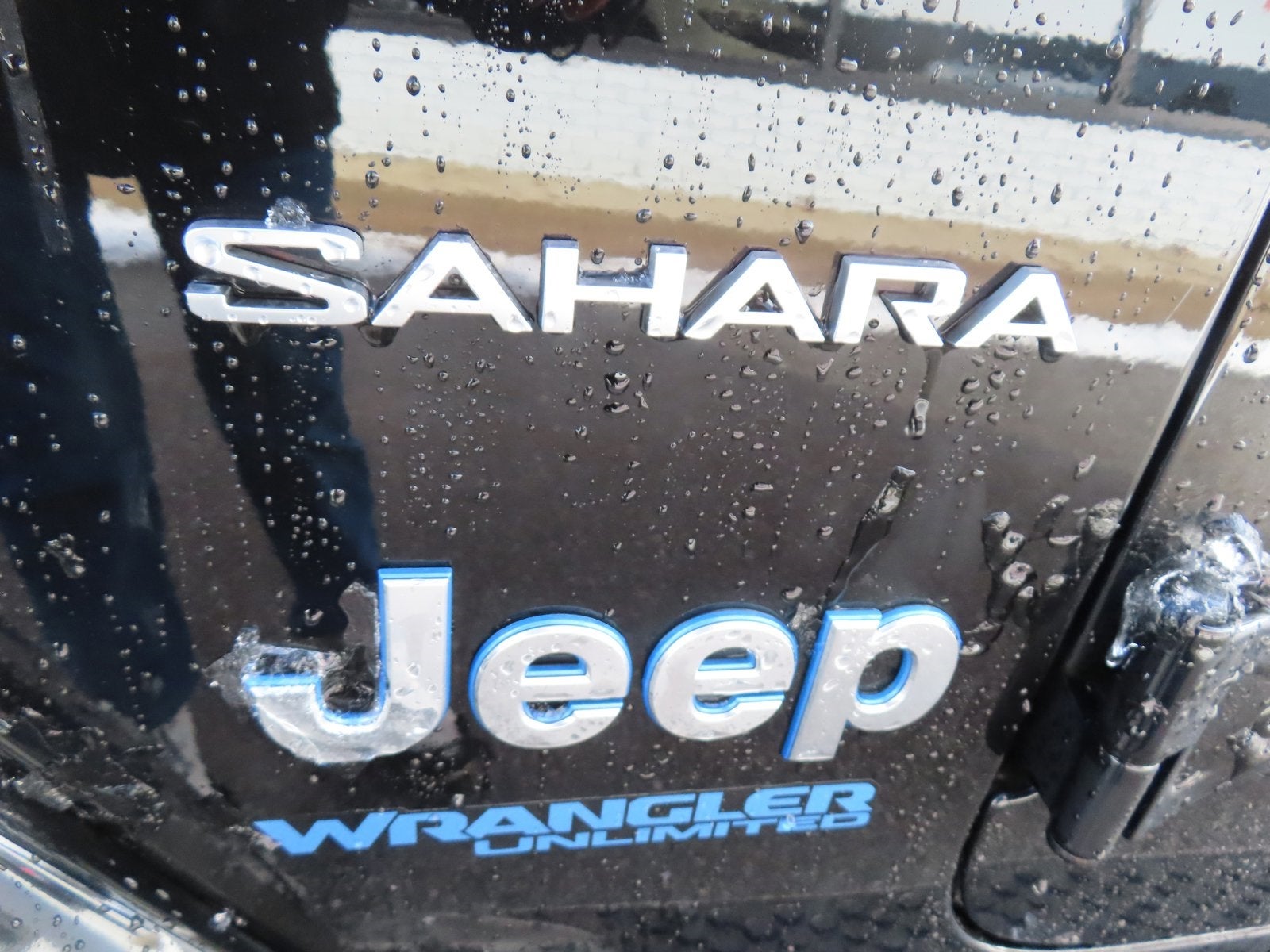 2022 Jeep WRANGLER UNLIMI Unlimited Sahara